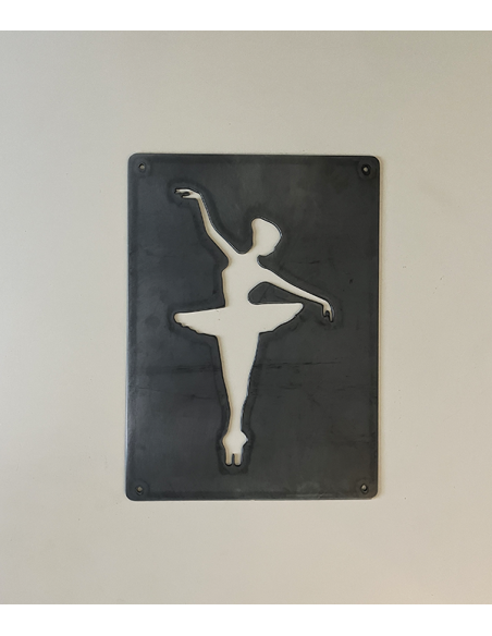 Plaque décorative en métal brut Danseuse